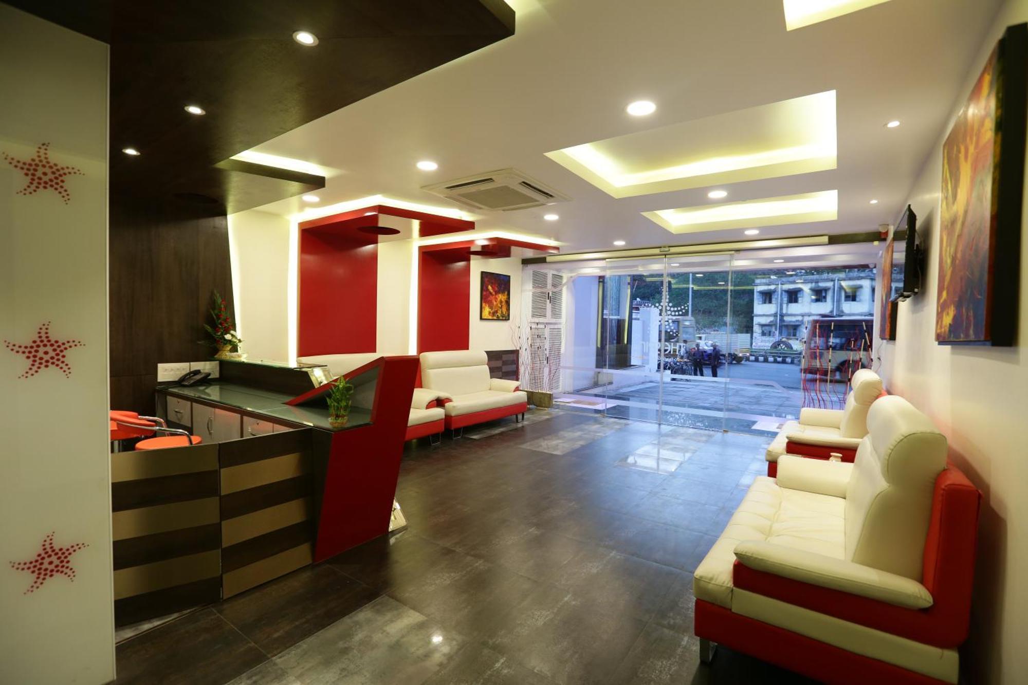 The Spin Hotel Chennai Exterior photo