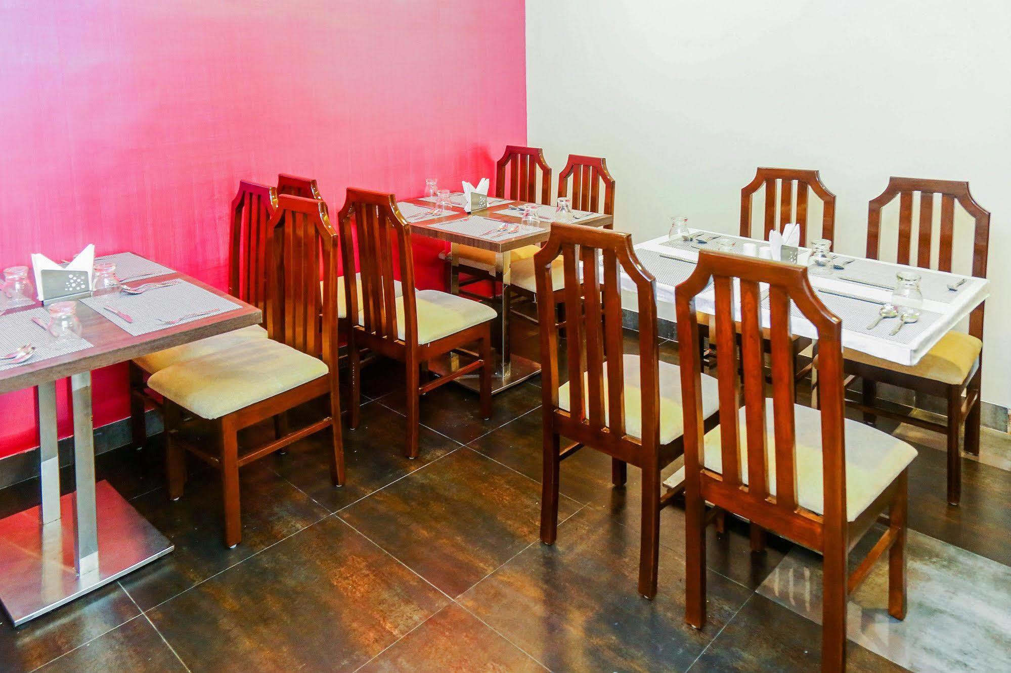 The Spin Hotel Chennai Exterior photo