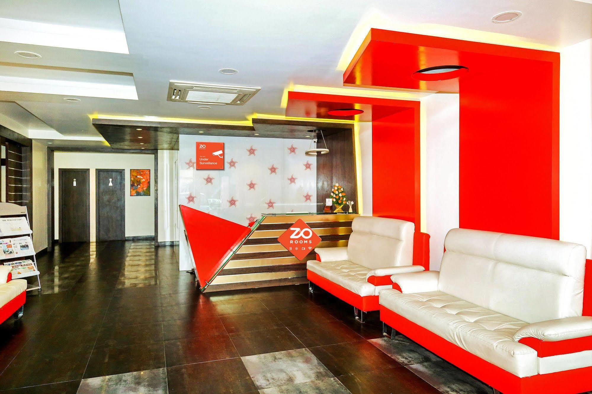 The Spin Hotel Chennai Exterior photo